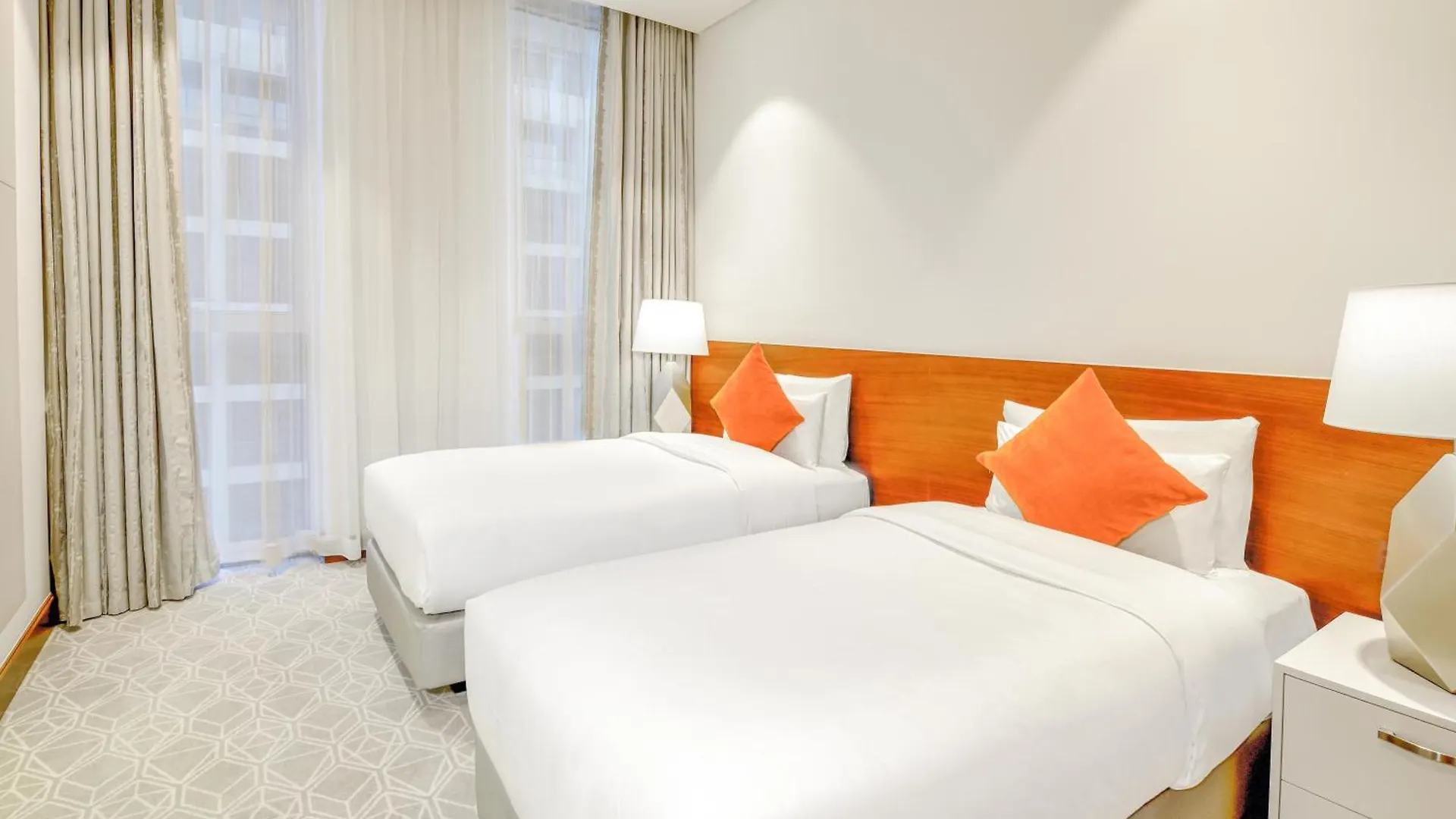 Grand Mercure Dubai City 호텔