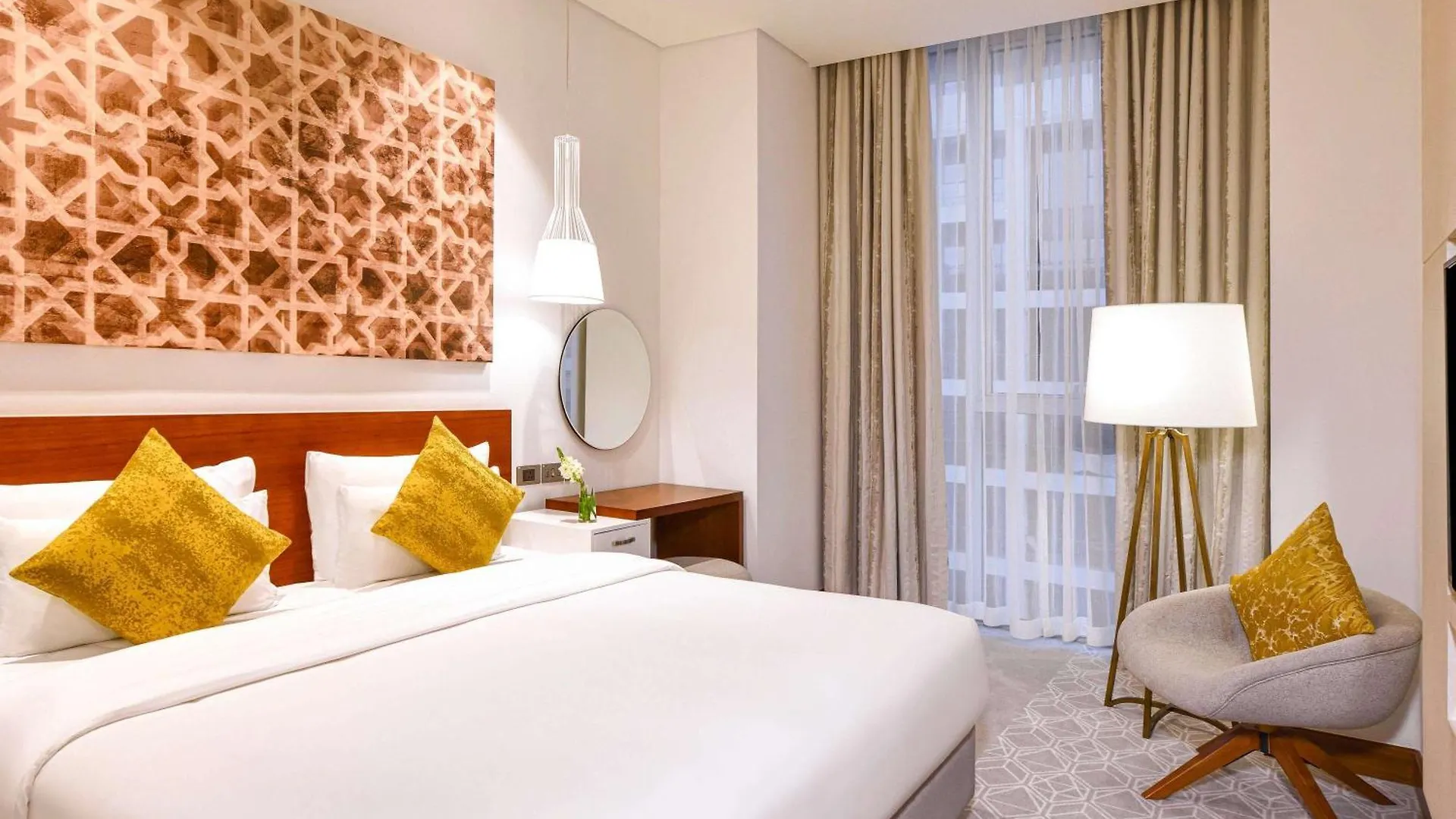 Grand Mercure Dubai City Hotel